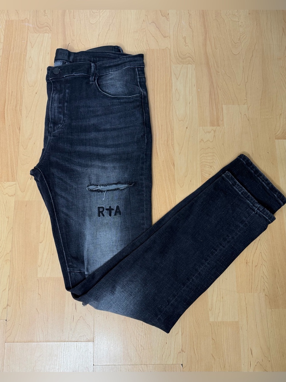 RTA Men’s Distressed Ripped Black Jeans Size 33 Logo Stretch